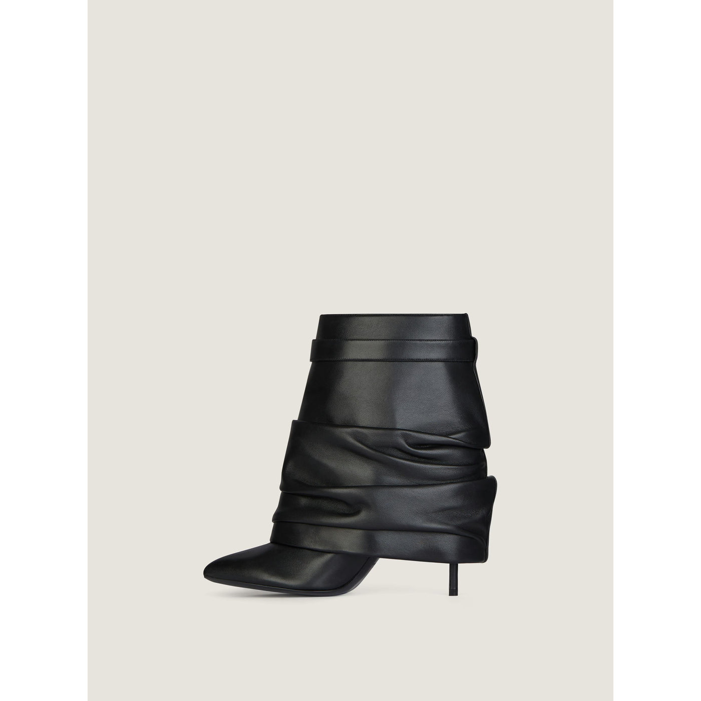 SHARK BOOTS BLACK SHORT