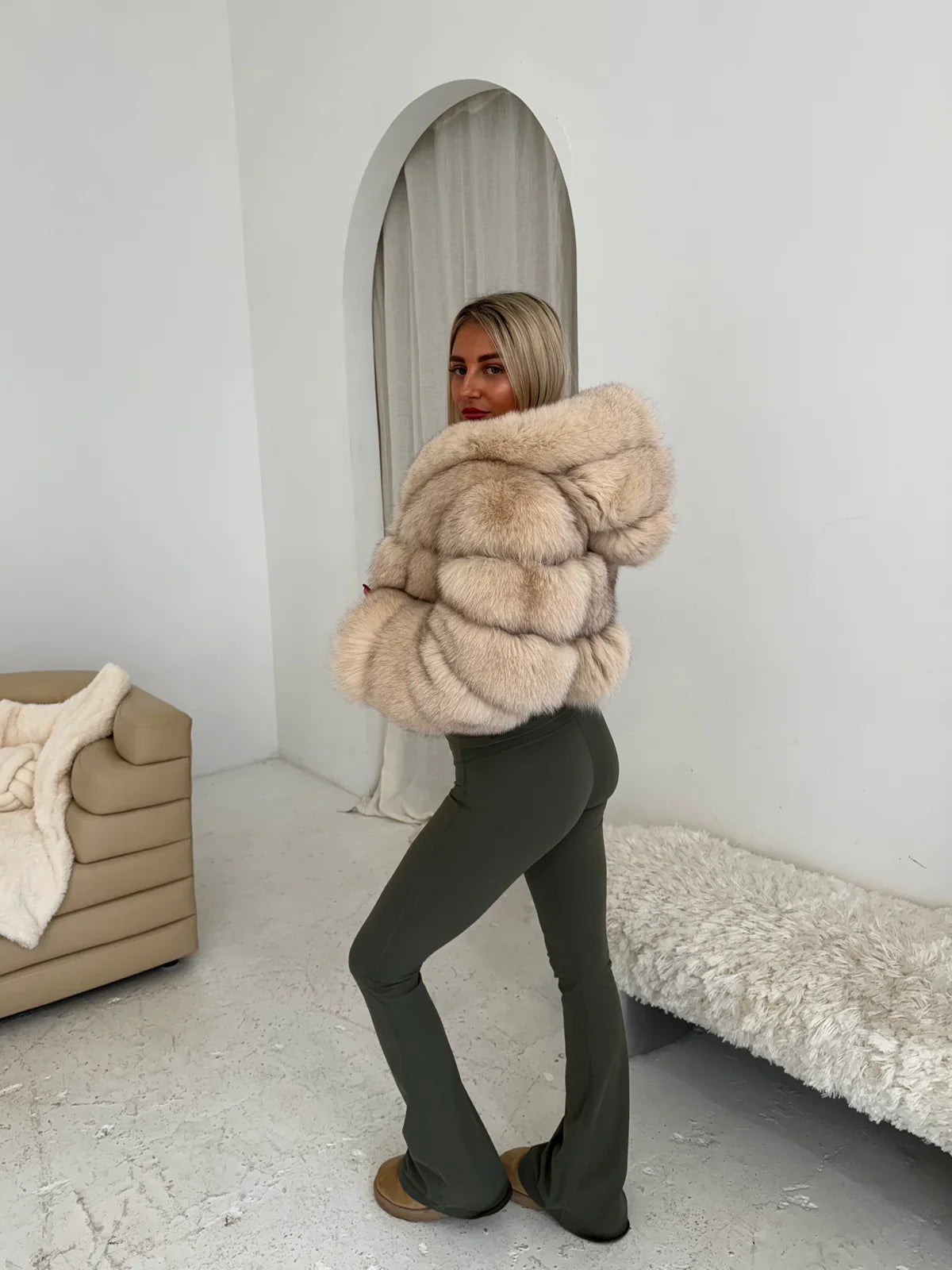 CROPPED MINI HOODED COAT HONEY