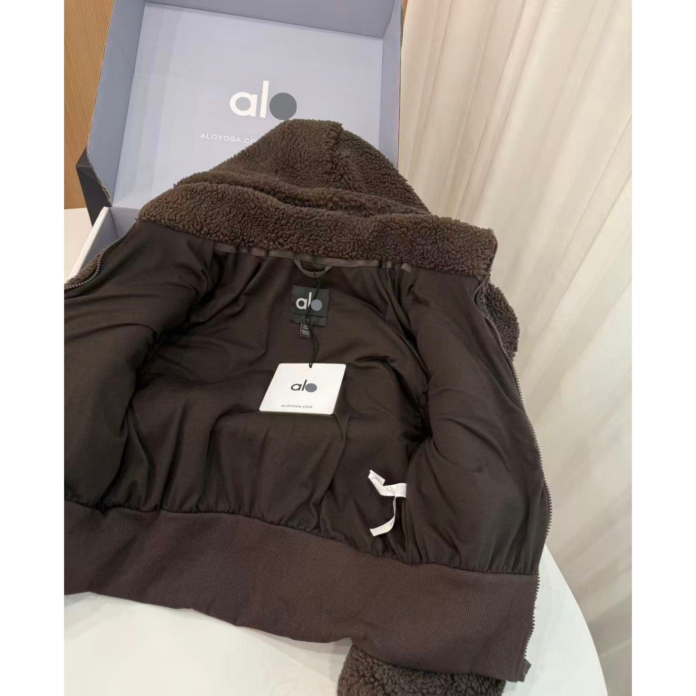 ALO TEDDY JACKET