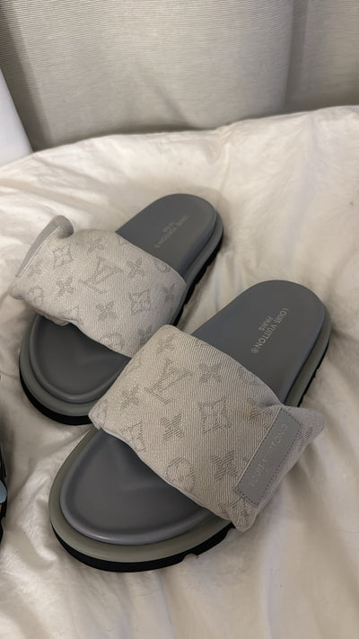 LV PILLOW MULE GREY