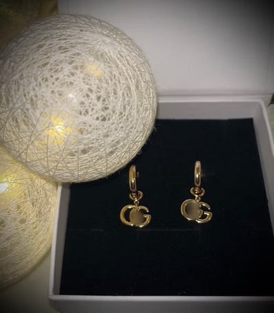 GG earrings