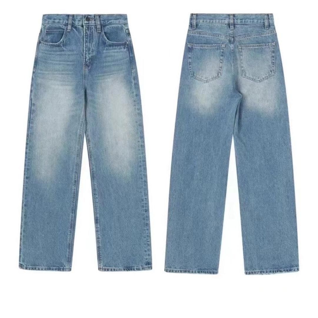 Straight Jeans